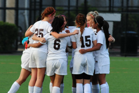Boys’ and girls’ soccer teams hold winning records; Boys qualify for counties