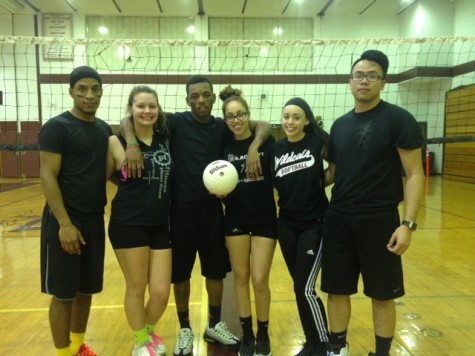 Shmoney Team dominates in volleyball