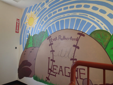 Becton art students create E.R. clubhouse murals