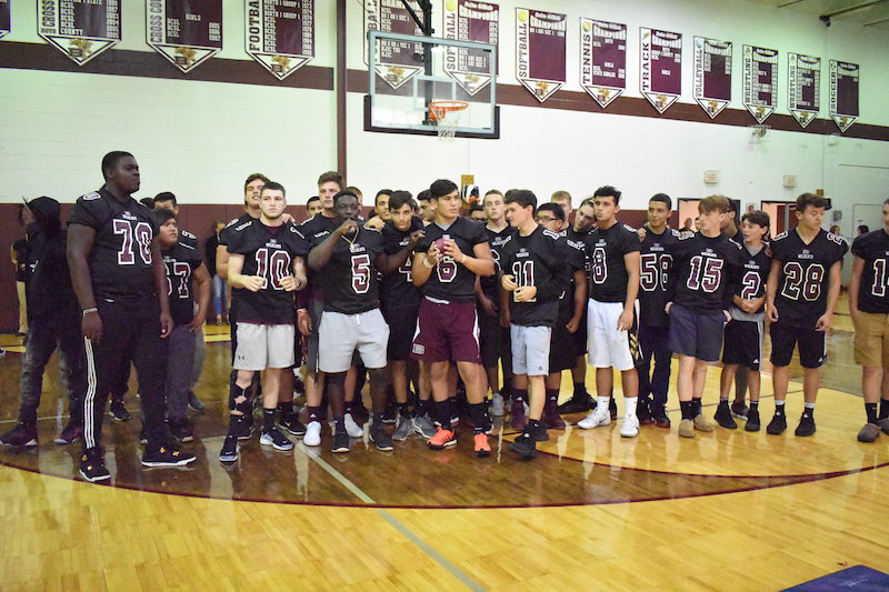 The Becton Football Team currently has a 1-1 record.