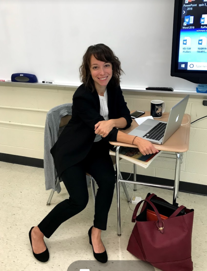 Mrs. Robitaille is completing her student teaching experience at Becton Regional High School.