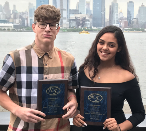 Seniors Henke & Nuila recognized for their sportsmanship