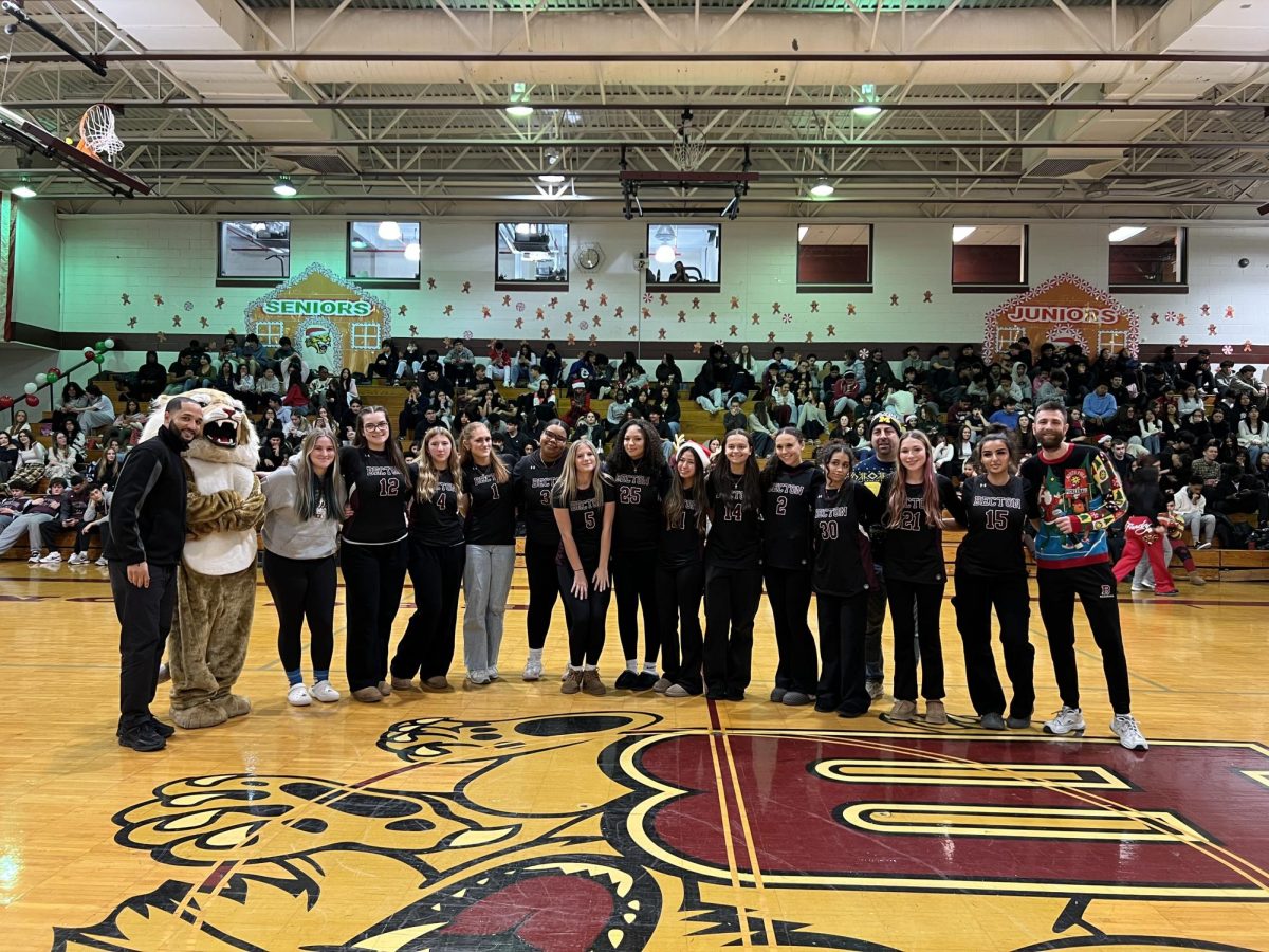 Girls Basketball Embraces New Challenge in Midseason Push