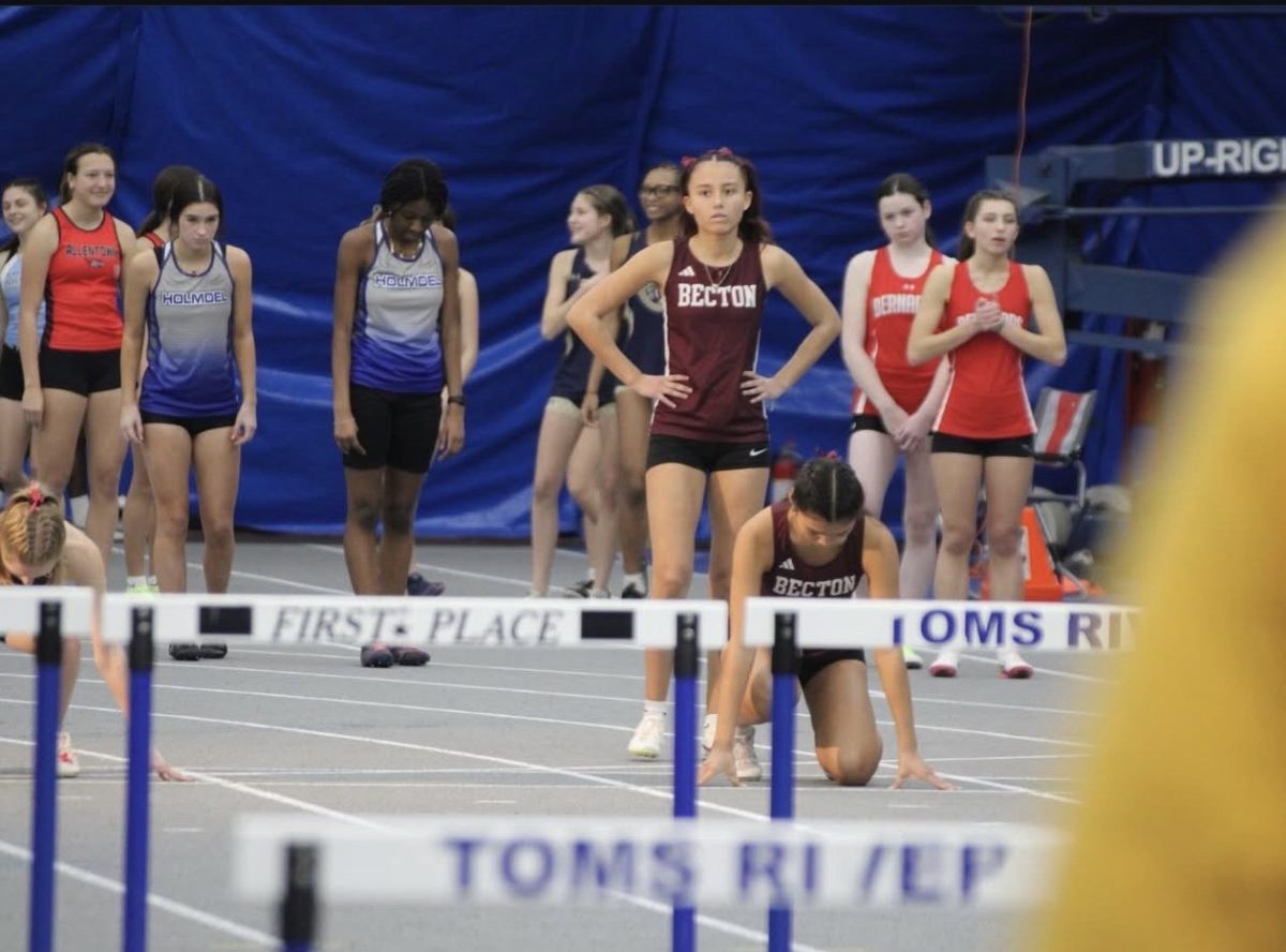 Winter Track & Field Breaks Records at Midseason Mark