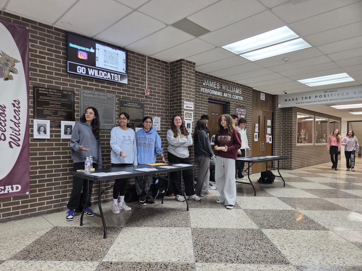Becton Hosts Voter Registration Drive for Students and Staff